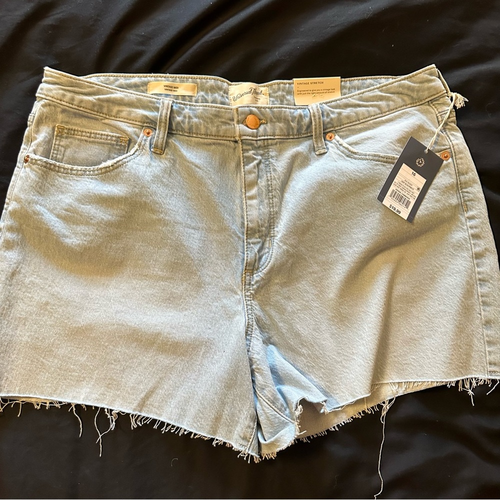 Universal Thread Vintage Midi Stretch Denim Shorts - NWT!
